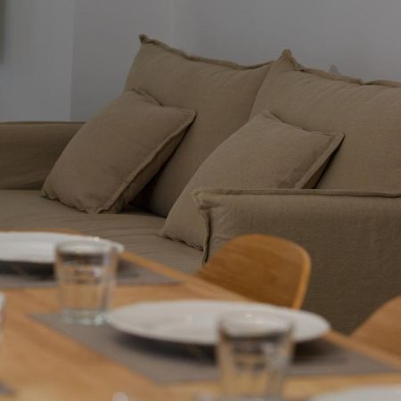 Suite 101 - 2 Bedroom Suite At Amando Perez Suites Ribadeo Ngoại thất bức ảnh
