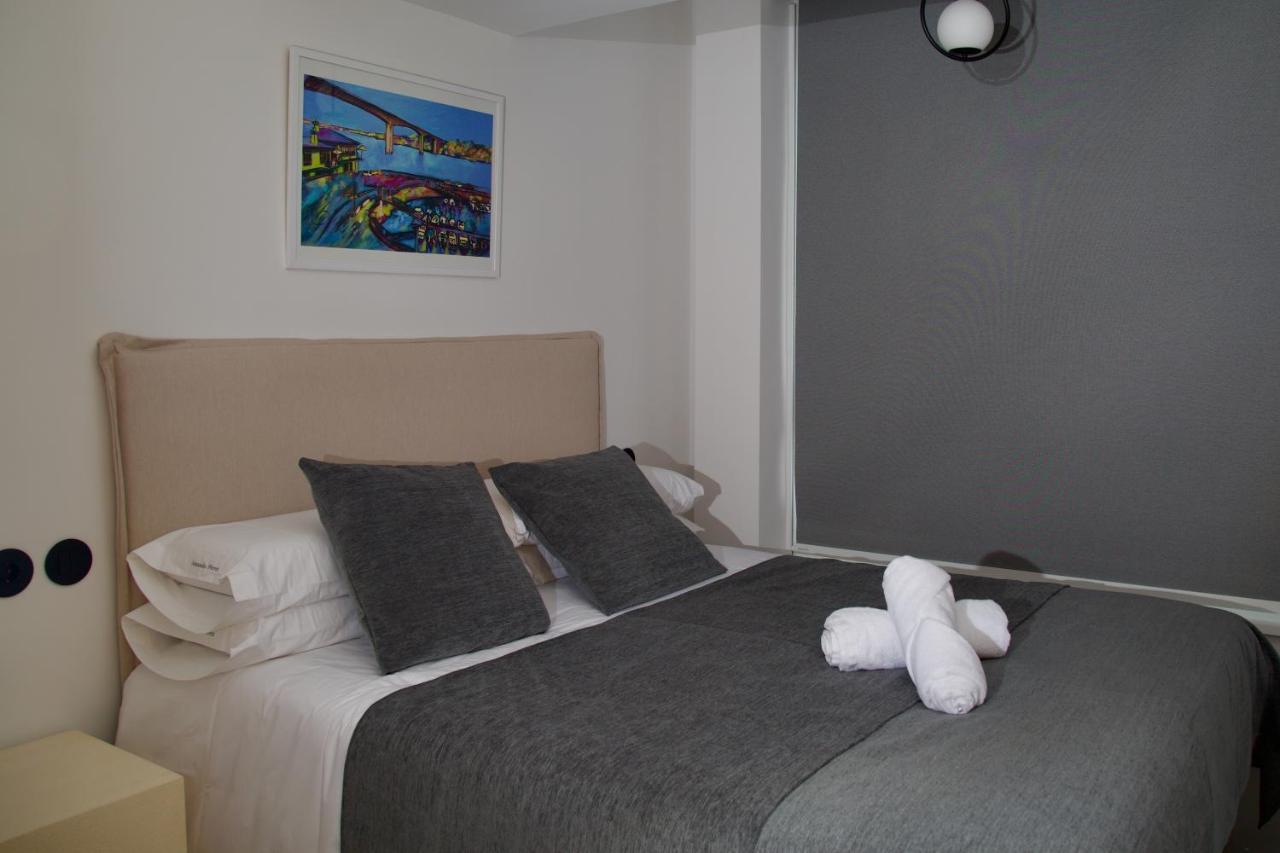 Suite 101 - 2 Bedroom Suite At Amando Perez Suites Ribadeo Ngoại thất bức ảnh